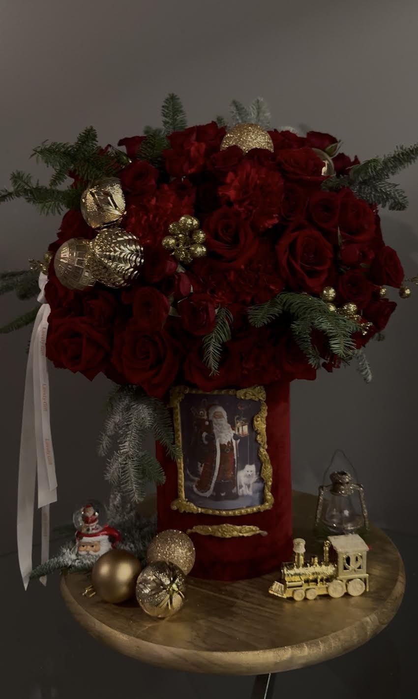 SANTA'S ROSE BOX